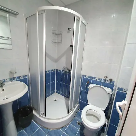 Akroza New 1 Apart 3*